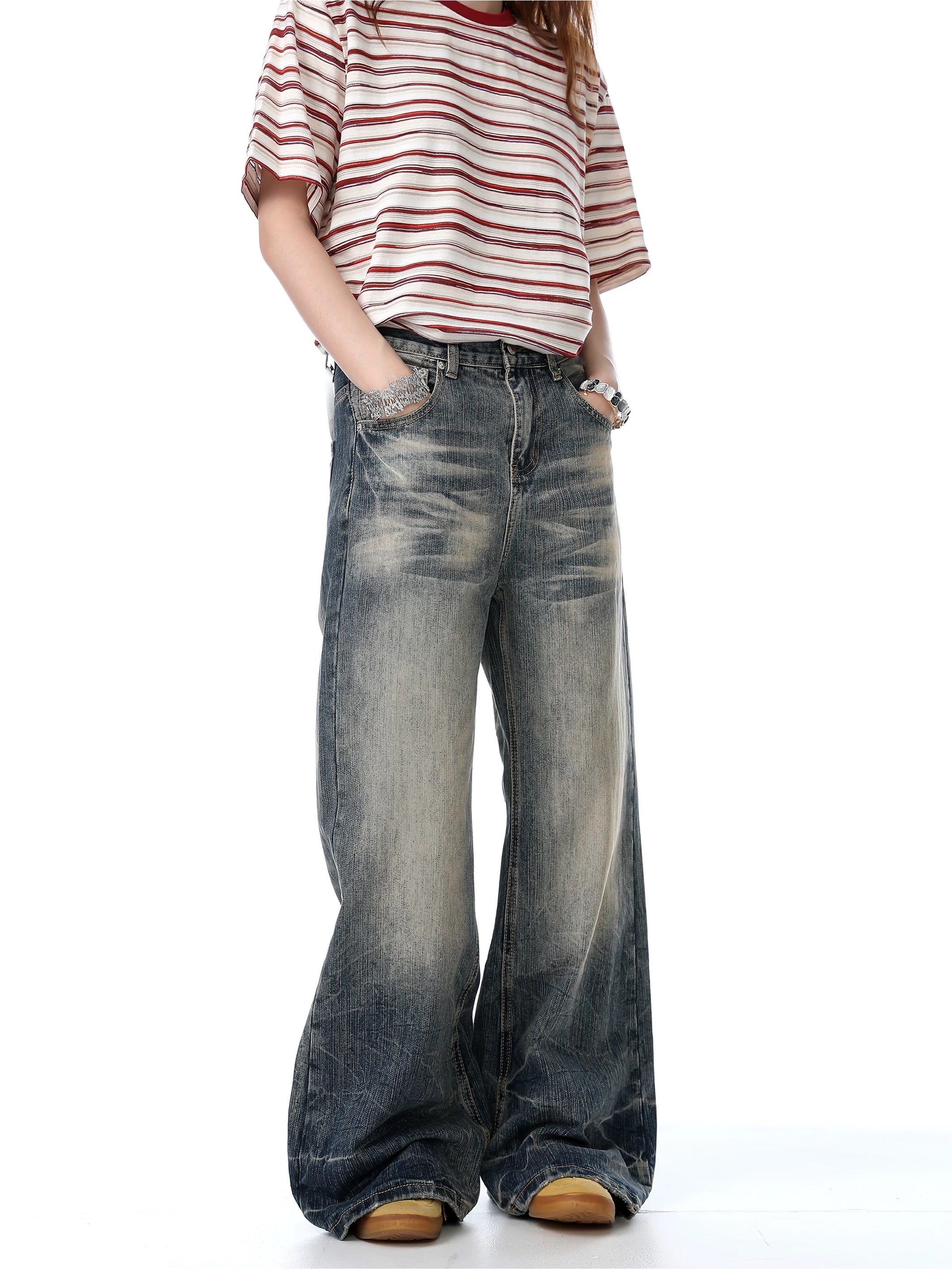 Vintage Washed Wide-Leg Jeans — Clean Fit