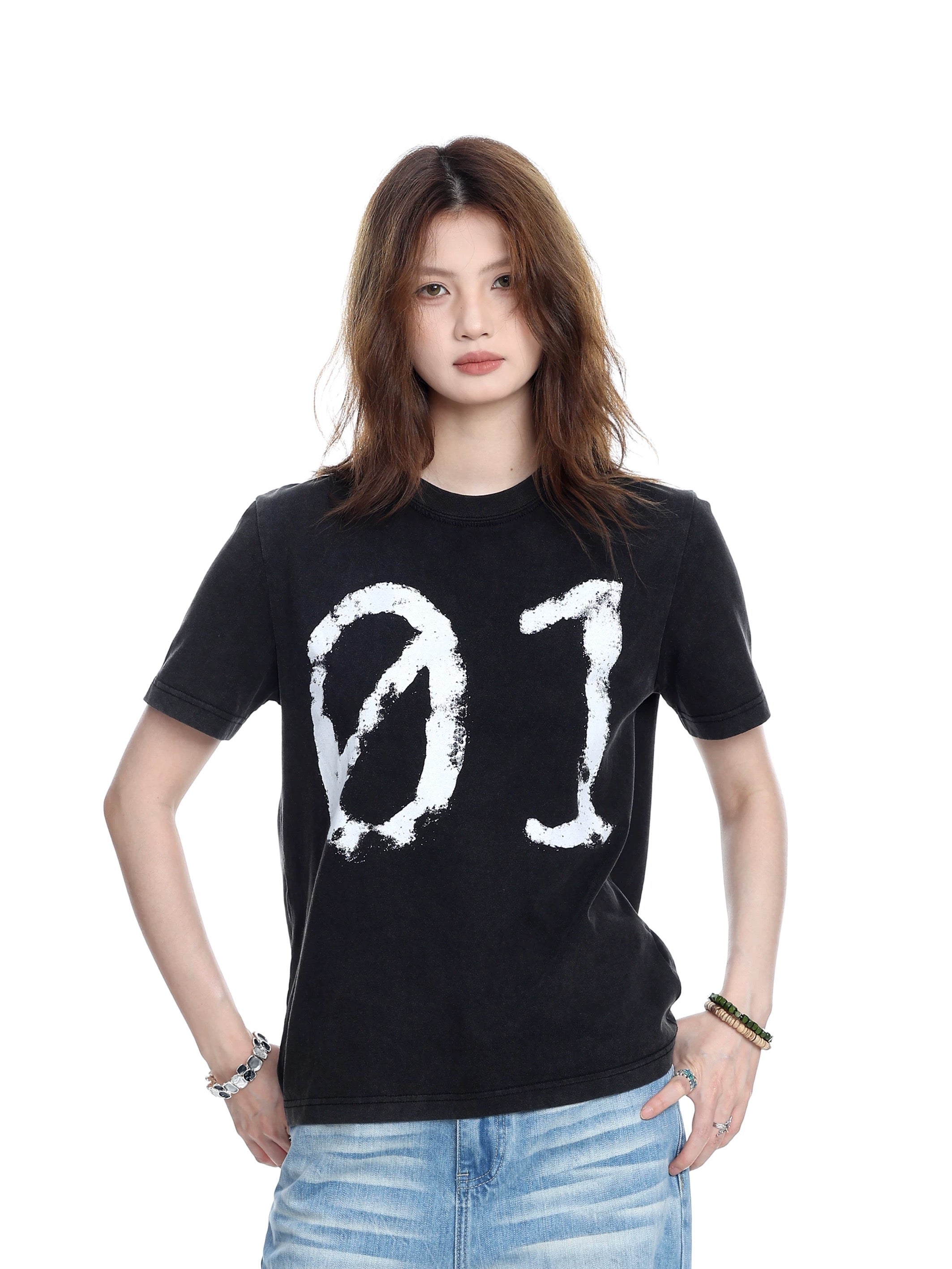 "01" Graphic Print Oversized Tee